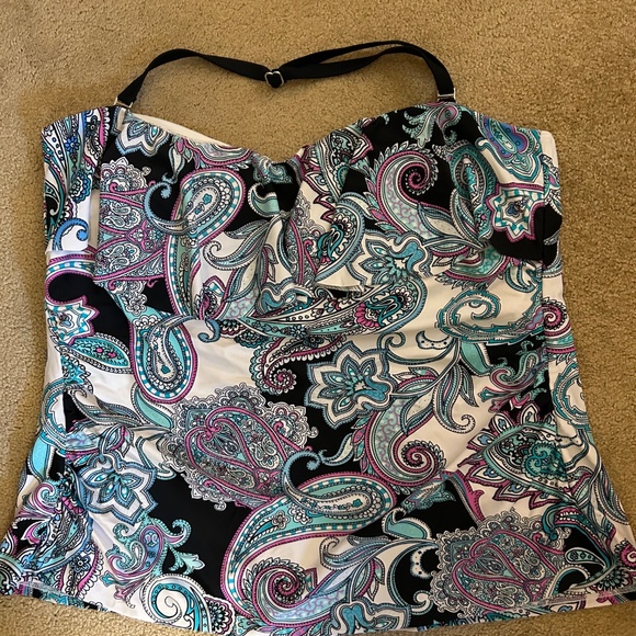 Bathing suit top - Picture 1 of 4
